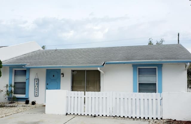 4112 39TH AVENUE W - 4112 39th Avenue West, Bradenton, FL 34205