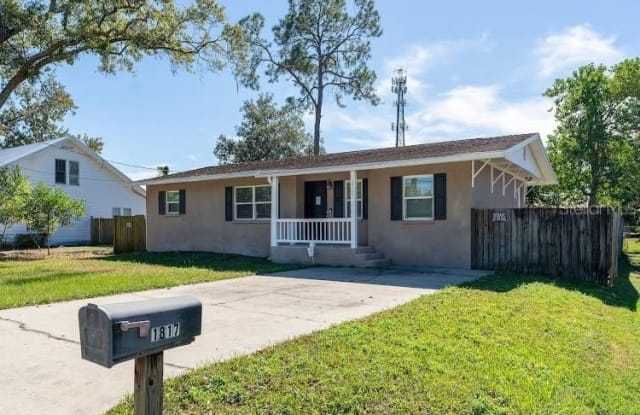 1817 E CALHOUN STREET - 1817 East Calhoun Street, Plant City, FL 33563