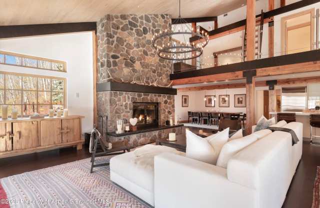 6770 Castle Creek Road Gallery 4