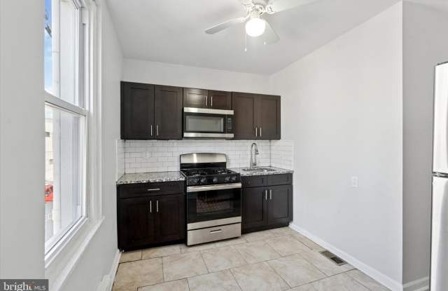 1017 W HUNTINGDON STREET photos photos