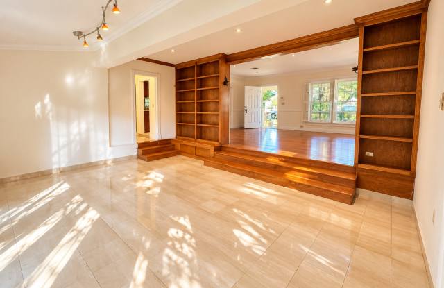 6750 Brighton Place Gallery 4