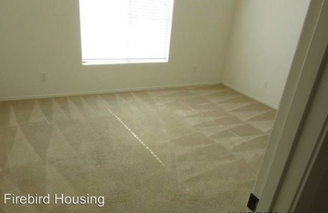 2676 E. Longhorn Place Gallery 3