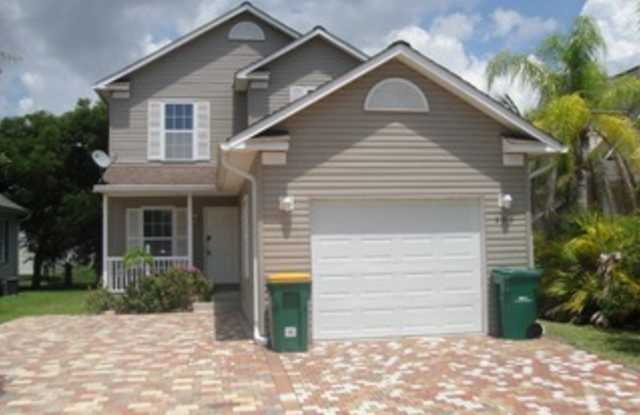 3 Bedroom 2.5 Bathroom 1 car garage Single Family Home photos photos