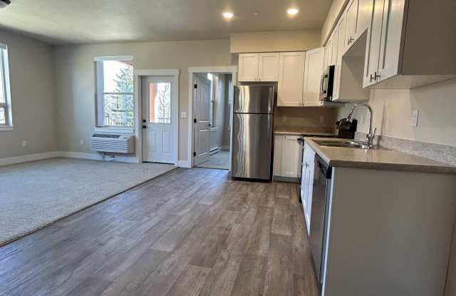 5306 Elyn Loop photos photos