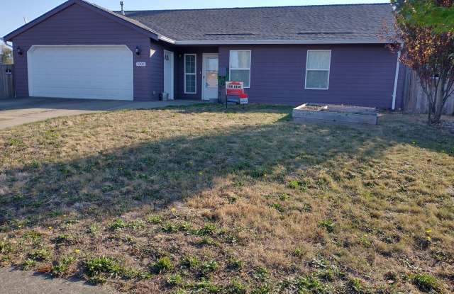 1000 Washington Street - 1000 North Washington Street, Lafayette, OR 97127