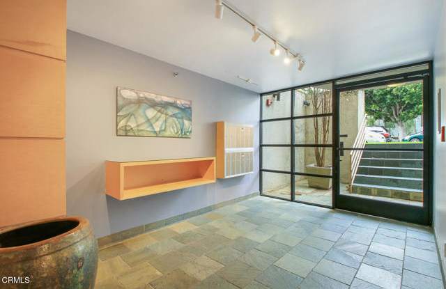 1670 Malcolm Avenue Gallery 2