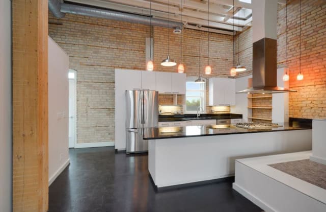 109 E 26th Street - 109 East 26th Street, Minneapolis, MN 55408