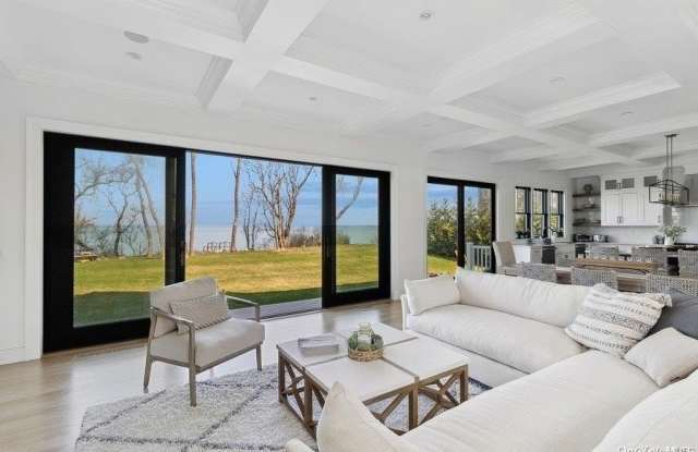 17877 Soundview Avenue Gallery 4