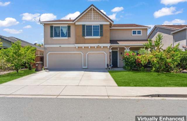 EXTRA LARGE HOME AND LOT... NESTLED IN THE ANTIOCH HILLS... 5 BEDS/3 BATHS/LARGE LIVING ROOM AND SEPARATE FAMILY ROOM WITH FIREPLACE.. IMMENSE FENCED YARD... LARGE UPTODATE KITCHEN WITH ISLAND.. photos photos