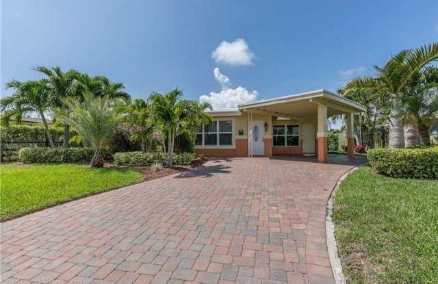 160 SE 12th Street photos photos