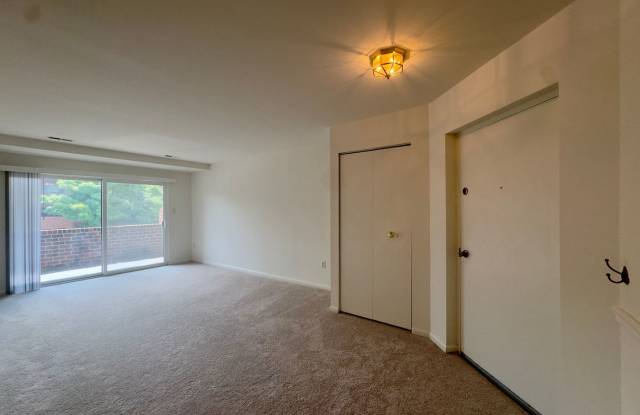 Charming 2 Bedroom/2 Bathroom Apartment in Perry Hall, MD! Gallery 3