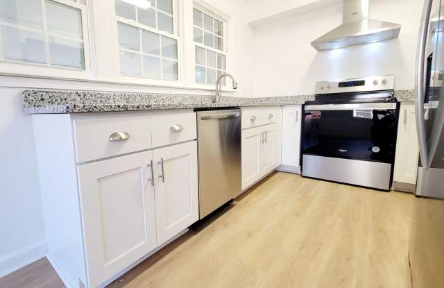 Available July 2025 : Beautiful 3-Bedroom Home in Graham – $1625/Month photos photos
