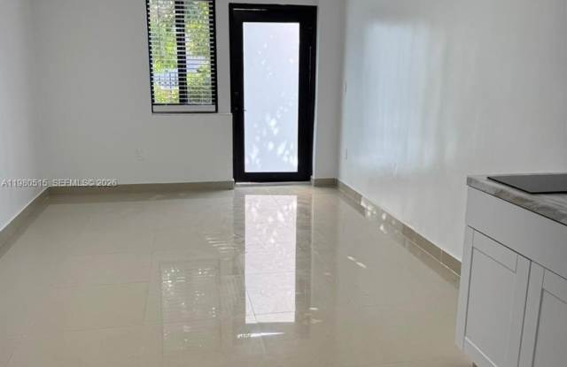 4700 SW 2nd Ter photos photos