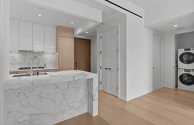 30 Riverside Blvd Apt 20K photos photos