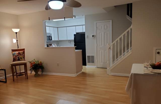6422 BAYBERRY Court Gallery 4