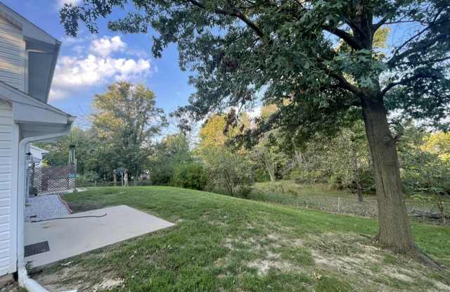 1369 Louisville Drive Gallery 4