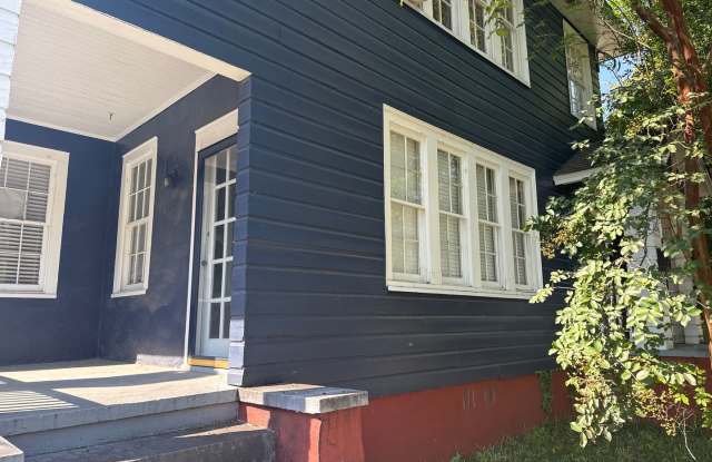 Now Renting! Close to Summervilile and Medical District photos photos