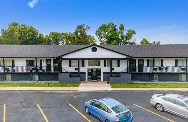 2475 S COMMERCE Road Gallery 2