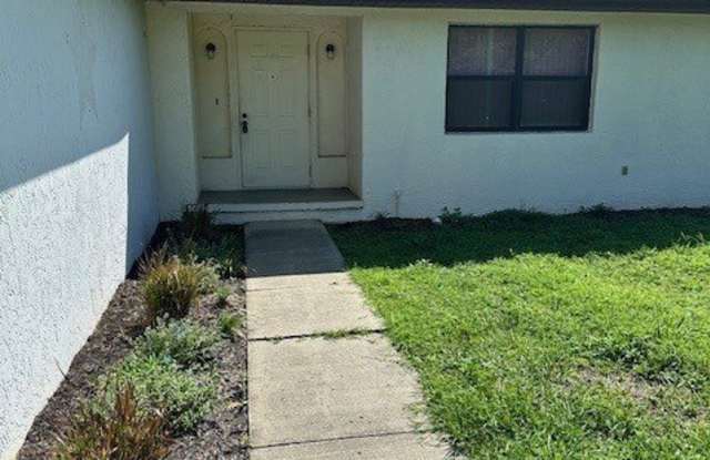2175 Wyandotte Avenue photos photos