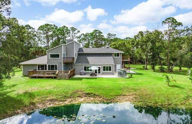 12151 Old Indiantown Road Gallery 4