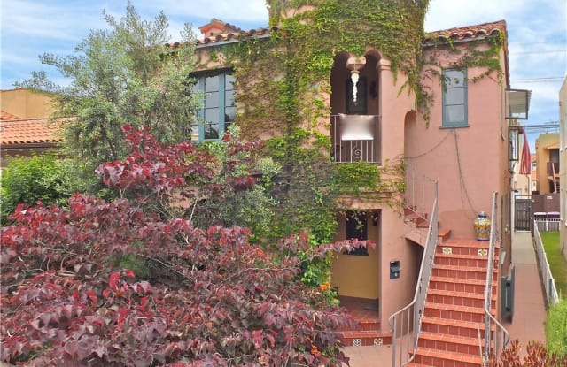 165 Corona Avenue - 165 Corona Avenue, Long Beach, CA 90803
