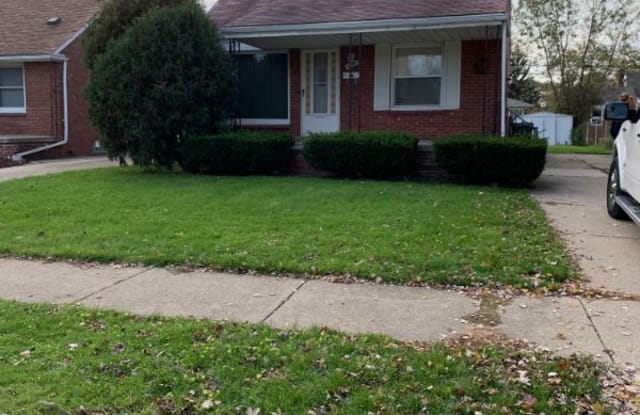 9880 Carter Ave - 9880 Carter Avenue, Allen Park, MI 48101