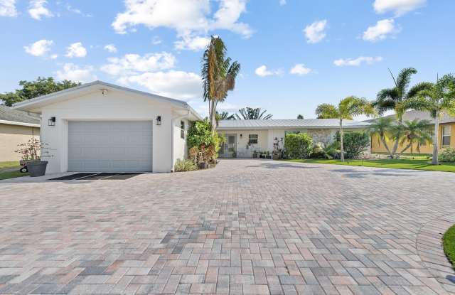 726 SE Seahouse Drive photos photos