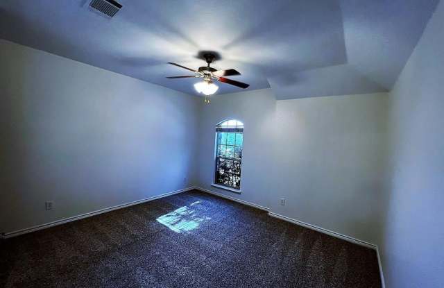 4920 Stray Creek Lane Gallery 3