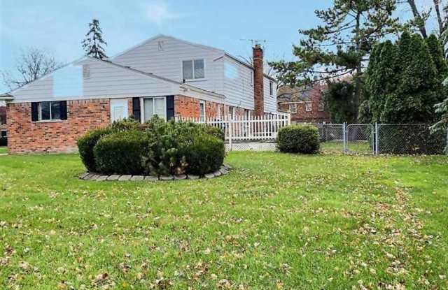 1007 Vernier Gallery 2