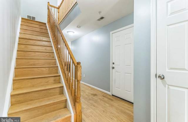 20539 GOLF COURSE Drive Gallery 3