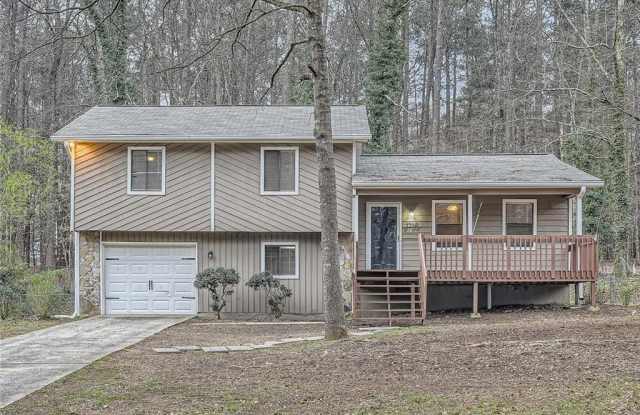 3735 Somerset Drive SW - 3735 Somerset Drive Southwest, Cobb County, GA 30064 3735 Somerset Drive SW - 3735 Somerset Drive Southwest, Cobb County, GA 30064