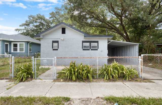 3/2 NEWLY ****MOVE IN READY**** Apply Today for just $75****$1950 per month photos photos