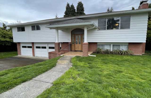 1107 Northeast 65th Street - 1107 Northeast 65th Street, Hazel Dell, WA 98665