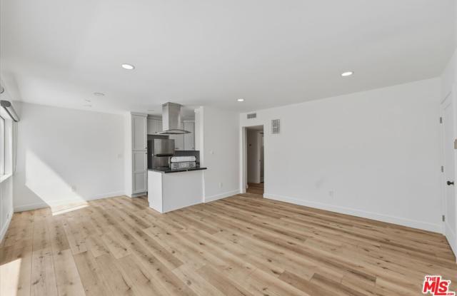 929 N Stanley Ave Gallery 2