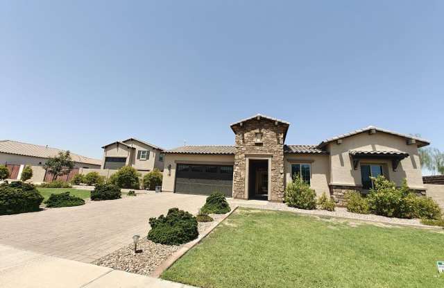 9144 W LOUISE Drive photos photos