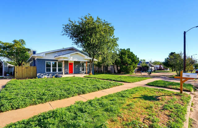 1766 Sandefer Street Gallery 3