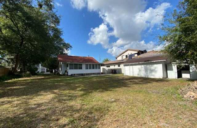 2623 Elizabeth Avenue Gallery 3