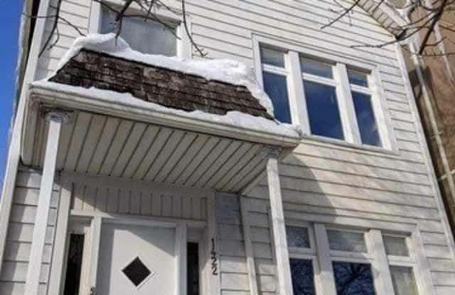 1422 W Diversey Parkway - 1422 West Diversey Parkway, Chicago, IL 60614