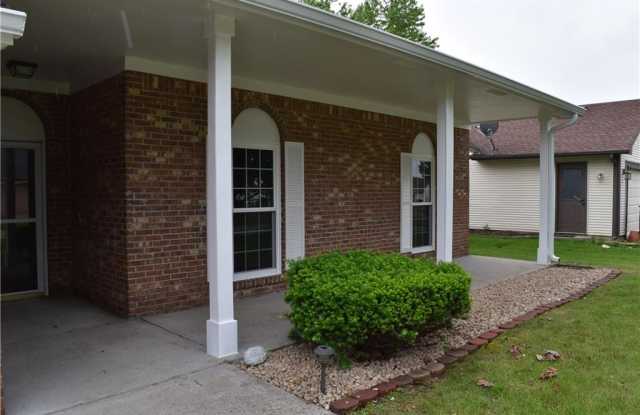 12081 PEBBLEBROOKE Court Gallery 3