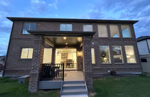 11642 Groves View Drive Gallery 2