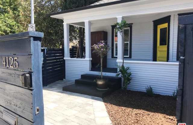 4125 GATEWAY Avenue Gallery 2