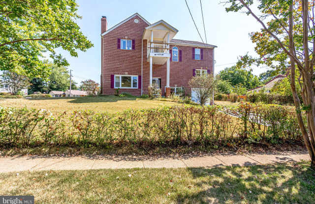 6739 BOSTWICK DRIVE Gallery 3