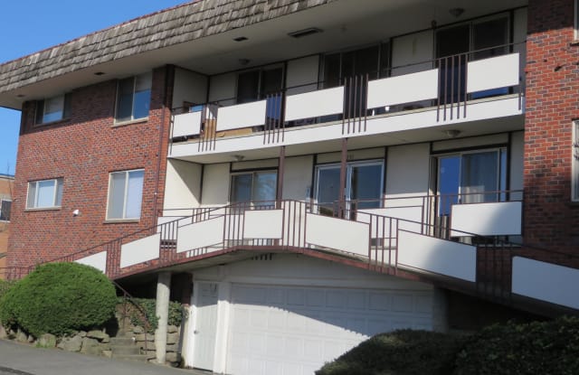 1231 Broadway - 203 - 1231 North Broadway, Everett, WA 98201