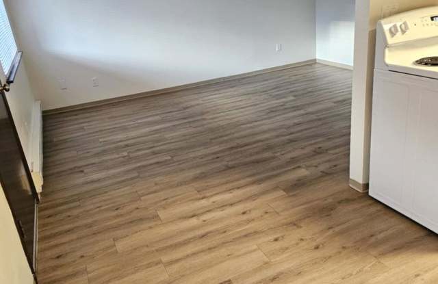 Todd House-Michelle Apartments Gallery 4