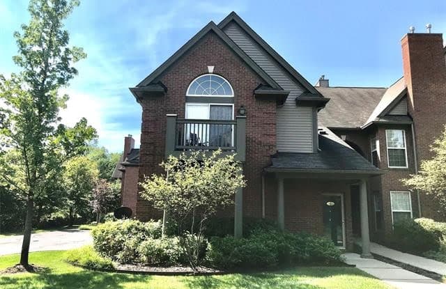 28426 CARLTON WAY Drive - 28426 Carlton Way Drive, Novi, MI 48377