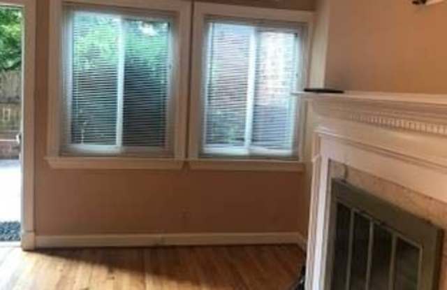 1234 Eton Court, NW Gallery 3