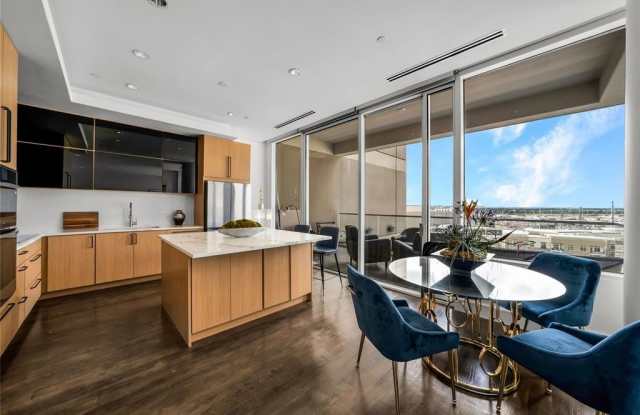 2408 Victory Park Lane - 2408 Victory Park Lane, Dallas, TX 75201