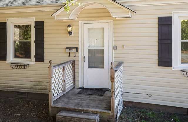 Two Bedroom Home! Gallery 3