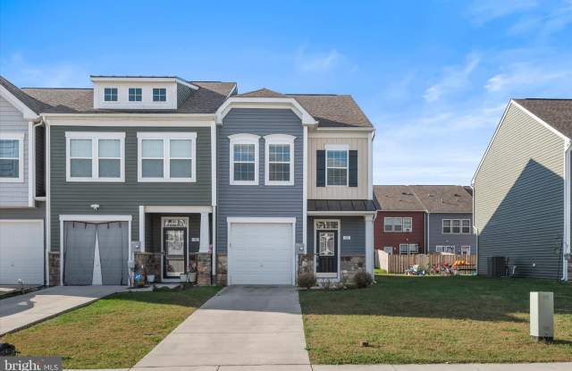 32 HEALEY Court photos photos