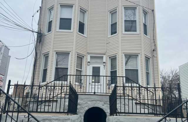 31 CARLTON AVE Gallery 1